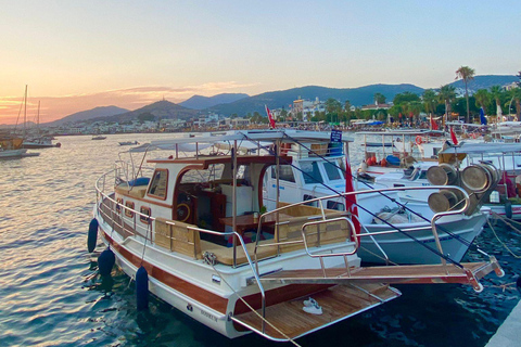 Bodrum Private Boat tour with lunch & swimming stops