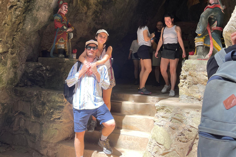 El tour privado al Puente de Oro y la Montaña de Mármol