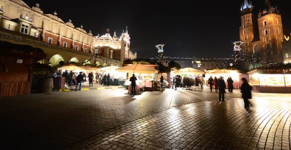 Krakow: Old Town Evening Walking Tour with Local Guide