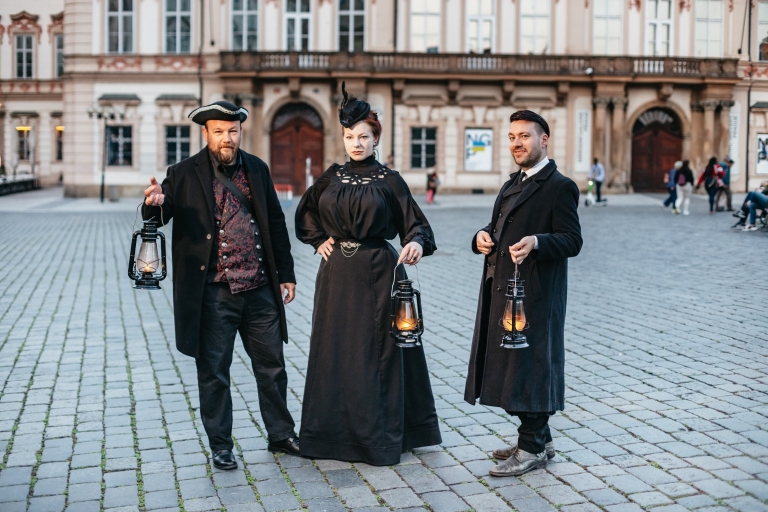 Praga: tour de fantasmas en el centro históricoTour en inglés