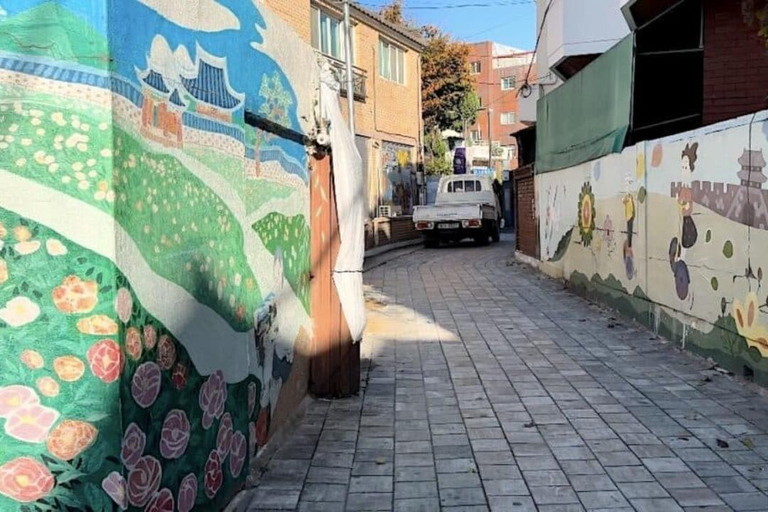 Amazing Gyeonggi: Private Tour with Driver and Premium Van