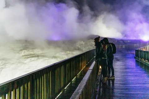 Geyser By Night Guided Tour