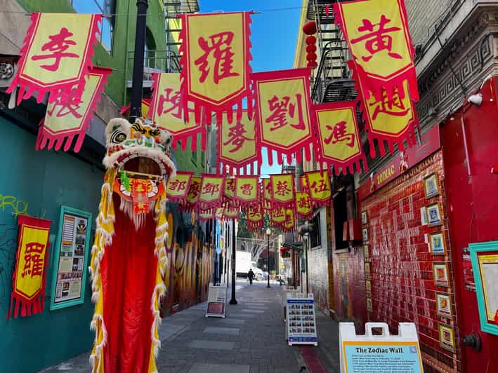 Rebellious SF: Chinatown and North Beach Walking Tour