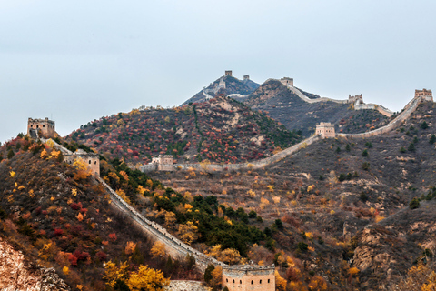 Beijing: Simatai Wall & Gubei Town with Multilingual Guide ES, IT, FR, DE Mutianyu, Simatai & Gubei All Inclusive