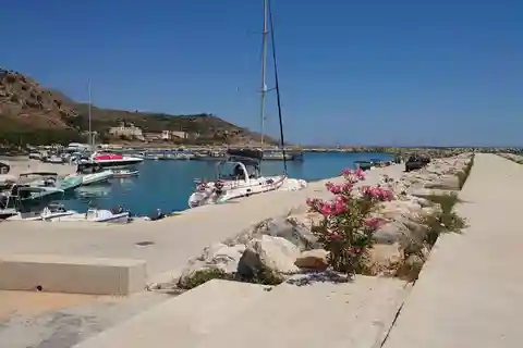 Chania E-Bike Adventure: Kultur, kystlinje og olivenprøvesmaking