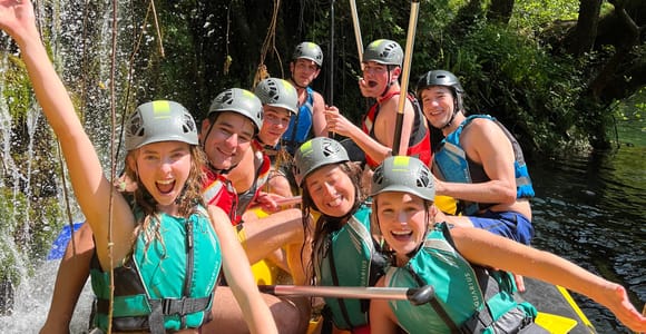 Omiš/Split: Rafting-Abenteuer auf dem Fluss Cetina & Klippenspringen Omiš/Split: Rafting-Abenteuer auf dem Fluss Cetina & Klippenspringen