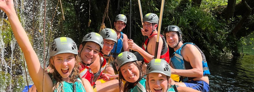 Omiš/Split : aventure en rafting sur la rivière Cetina et sauts depuis les falaises