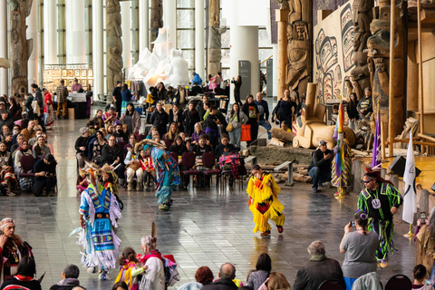 4-Day Eastern Canada Tour with Cruise & Show From Toronto