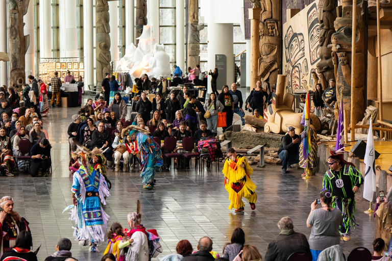 4-Day Eastern Canada Tour with Cruise & Show From Toronto