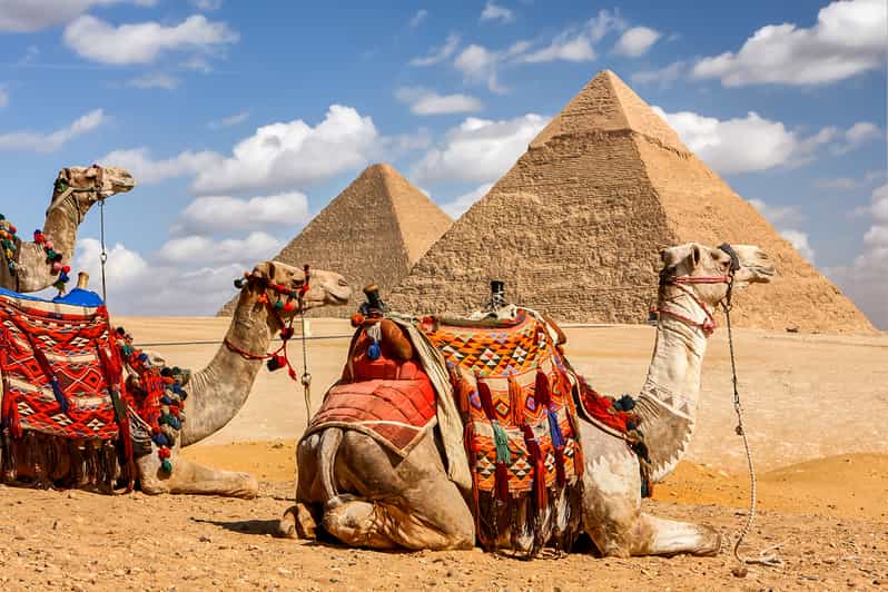 Da Hurghada: tour di un giorno delle principali attrazioni del Cairo e di Giza
