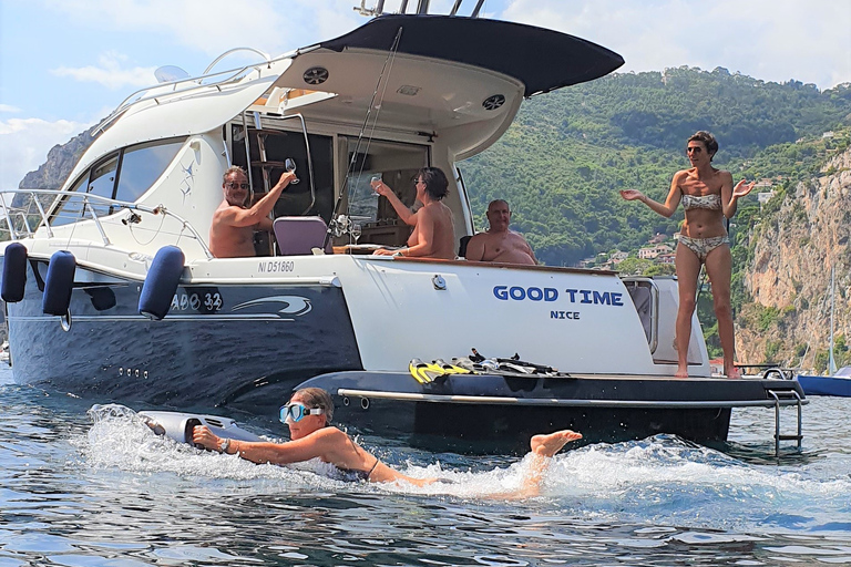 Wycieczka łodzią w grupie mieszanej, pływanie i snorkeling w Nicei Villefranche