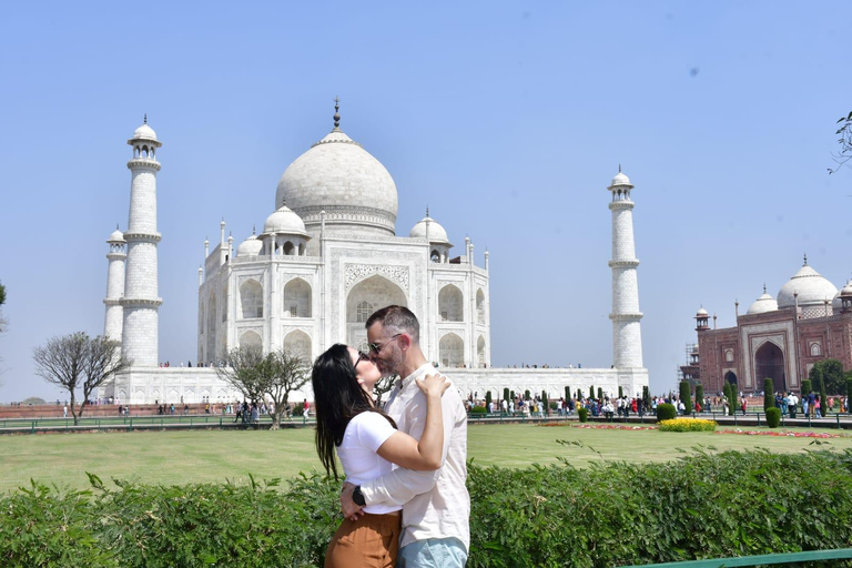 From Delhi- Taj Mahal, Agra Private Day Trip with Transfers