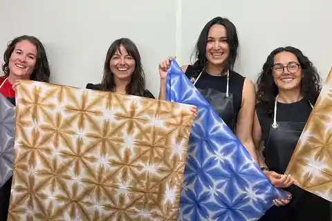 Shibori Furoshiki-kurs på Kyoto Shibori Museum