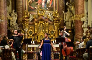 Prag: A. Vivaldis Vier Jahreszeiten im Clementinum