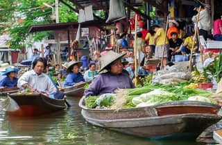 Bangkok: Mae Klong Zug- & schwimmender Markt, VIP-Tour