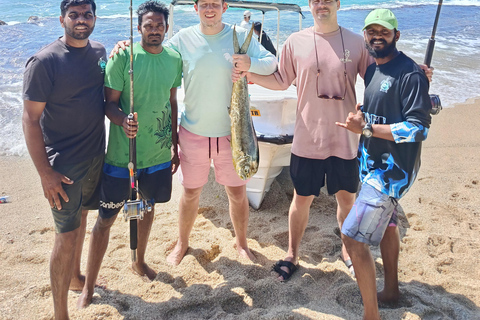 Mirissa: Catch & Cook Fishing with Breakfast