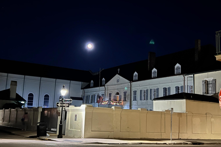 Tour dei fantasmi del quartiere francese a piedi