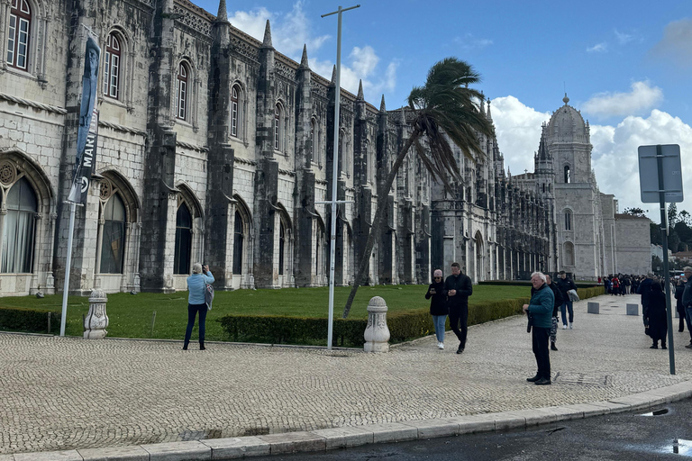 Lizbona: Belem Tour by TukTukLizbona: Belem TukTuk Tour
