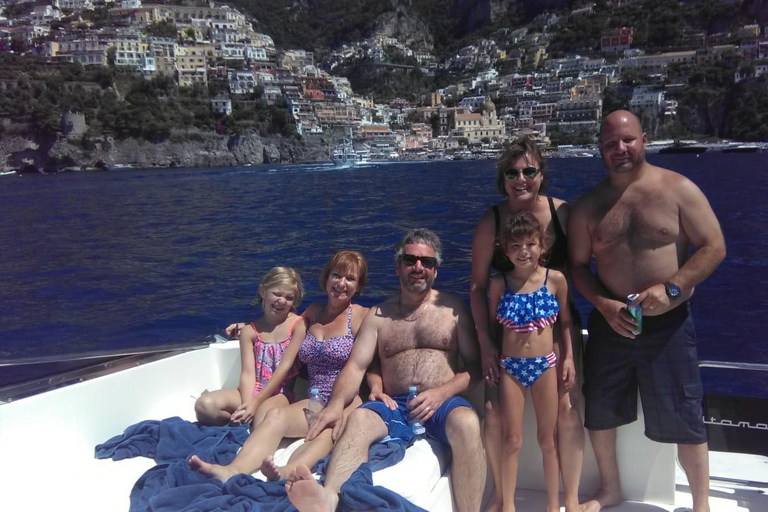 Tour privado en barco por la Costa Amalfitana 7,5Desde Positano: Excursión en barco por el Confort de Amalfi