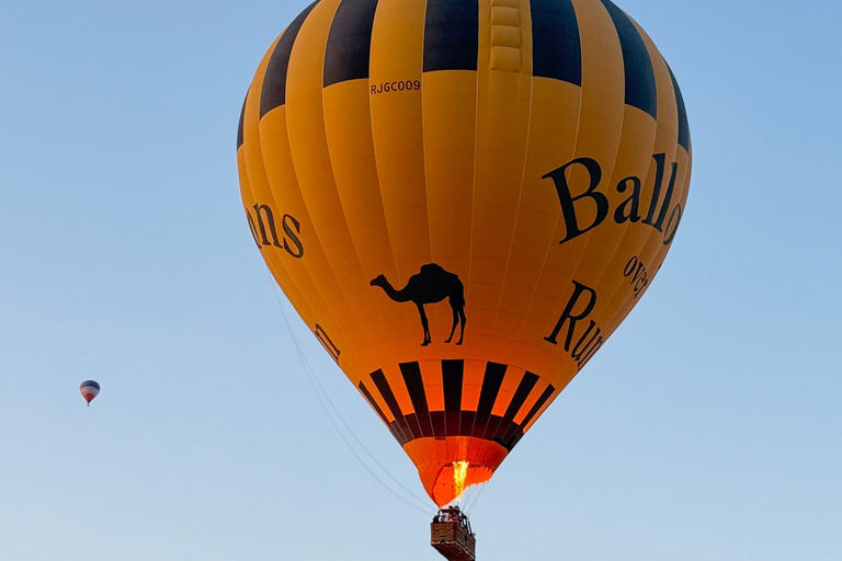 Wadi Rum: Desert Camp Tour With Jeep Safari And Star Gazing: