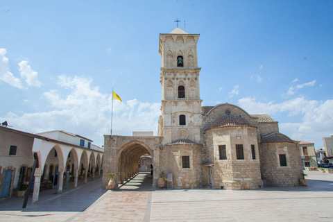 Au départ de Pafos/Limassol : Circuit des saveurs de Chypre en polonaisAu départ de Pafos/Limassol : Circuit en autocar des saveurs de Chypre en polonais