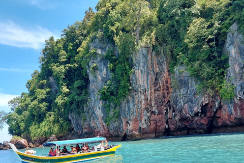 Traslado de lujo al aeropuerto de Langkawi: Asequible y cómodoTraslado al aeropuerto Desde: Langkawi Aeropuerto A Langkawi Ciudad