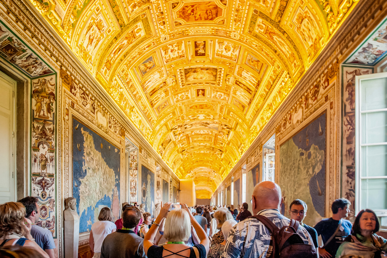 Roma: Tour dei Musei Vaticani, della Cappella Sistina e della Basilica di RomaTour privato in francese