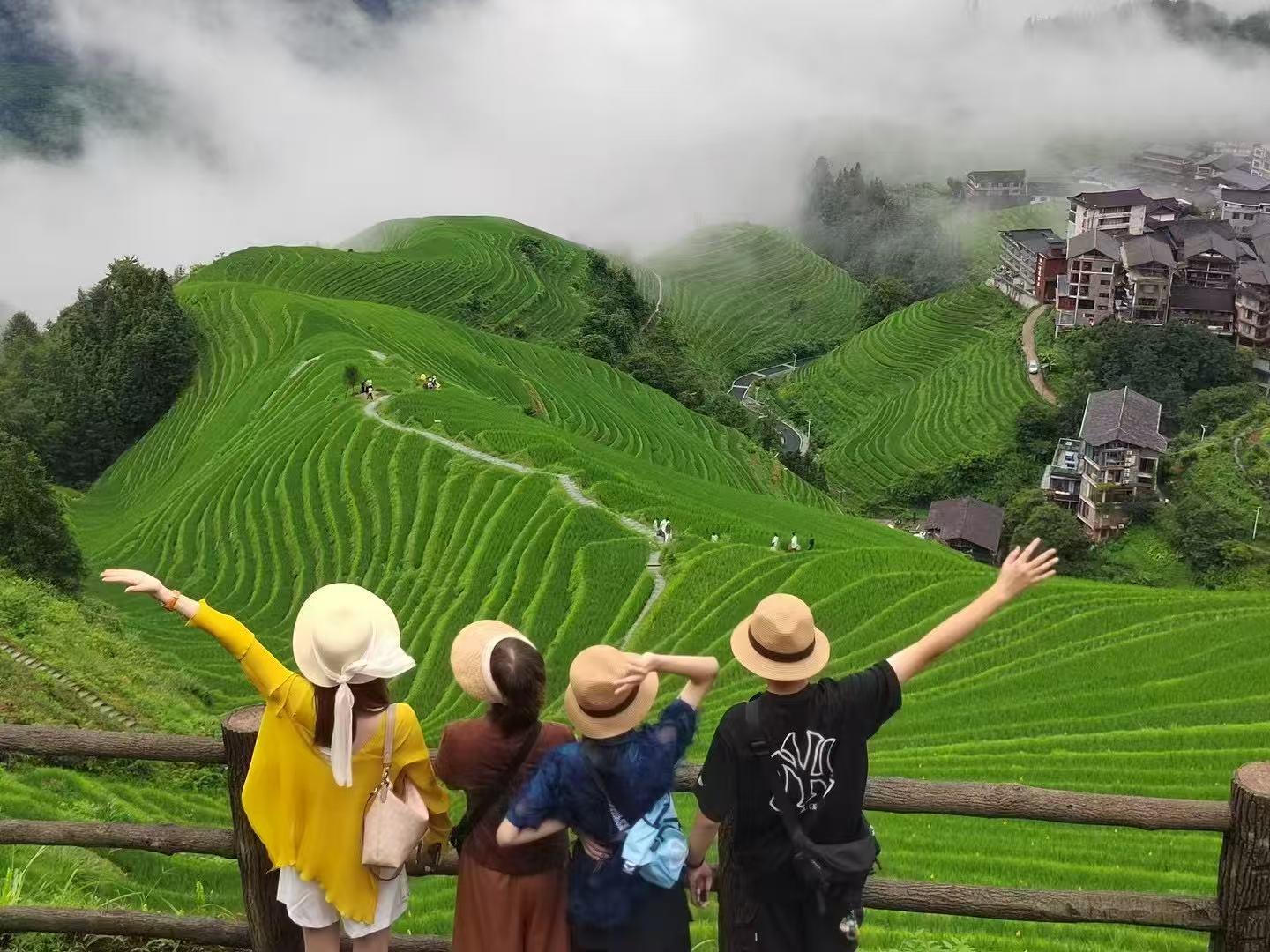 Ab Guilin: Longji-Reisterrassen & Yao-Dorf - Tagestour