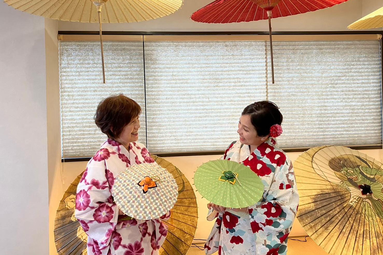 Kyoto: Traditional Mini Umbrella Making Workshop