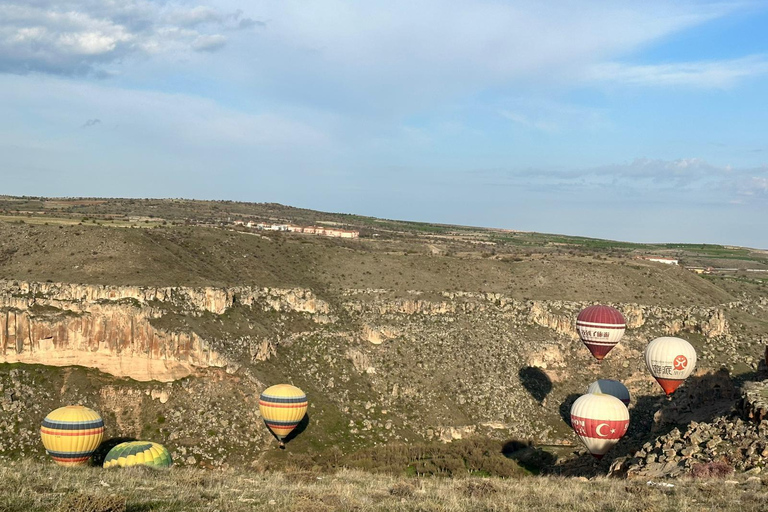 Cappadocia: Hot Air Balloon Ride over Ihlara Valley