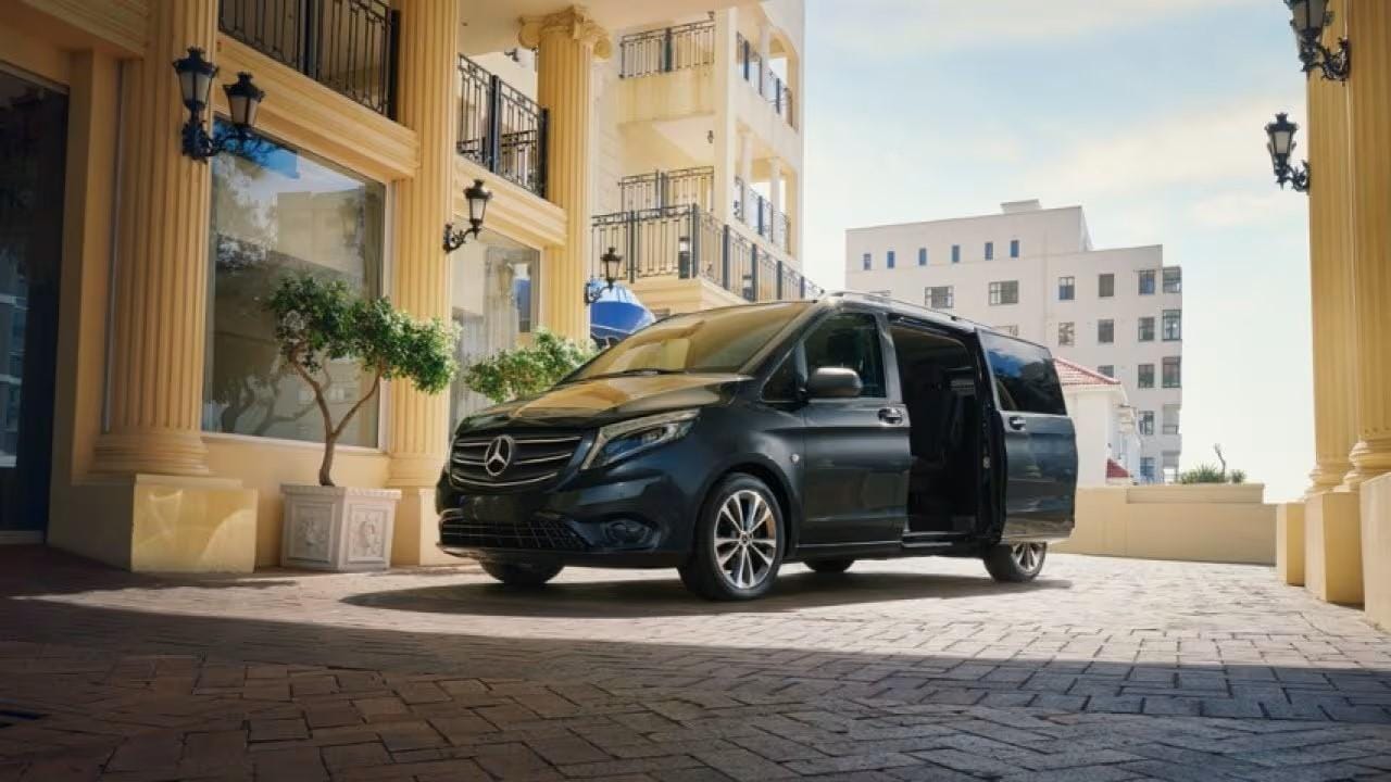 Athen: Privater Transfer zum/vom Flughafen Athen