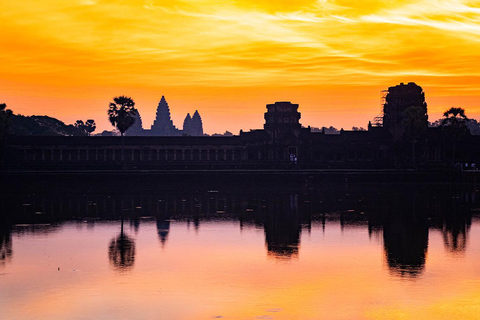 Siem Reap: Angkor Wat Sunrise by Tuk Tuk or SUV Car Full Day Vespa Option + English Guide