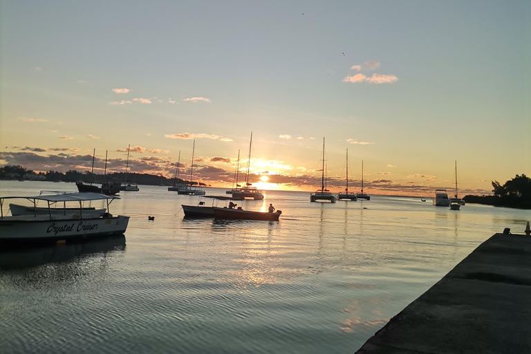 5 ilhas Passeio de barco, Snorkeling, Almoço de churrasco na praia