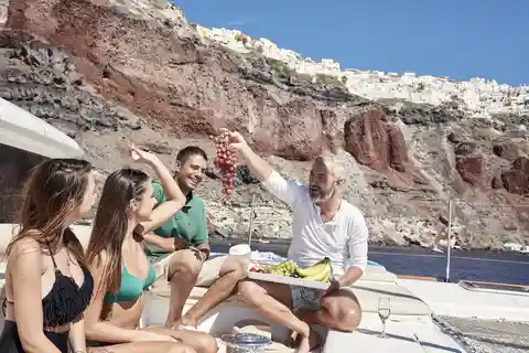 Santorini: Private Day Cruise with Catamaran
