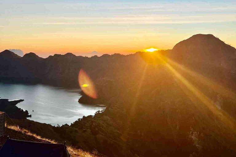 Mount Rinjani: 2D/1N Trekking Summit Trekk