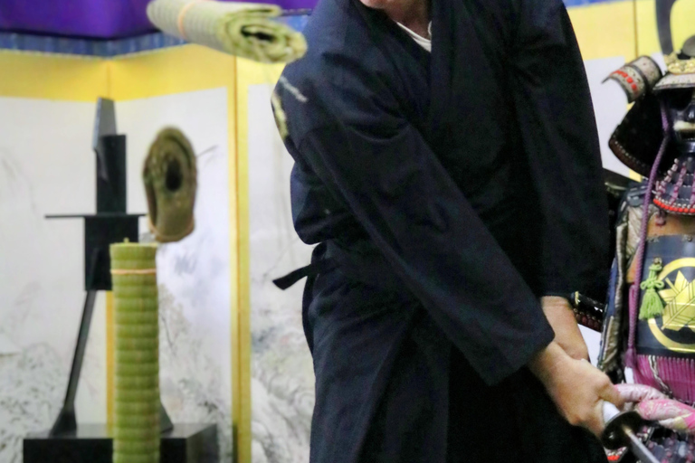 Osaka: Learn Bushido - Trial Slashing with Samurai Sword Trial slashing in Bushido with Samurai Sword real sharpnes