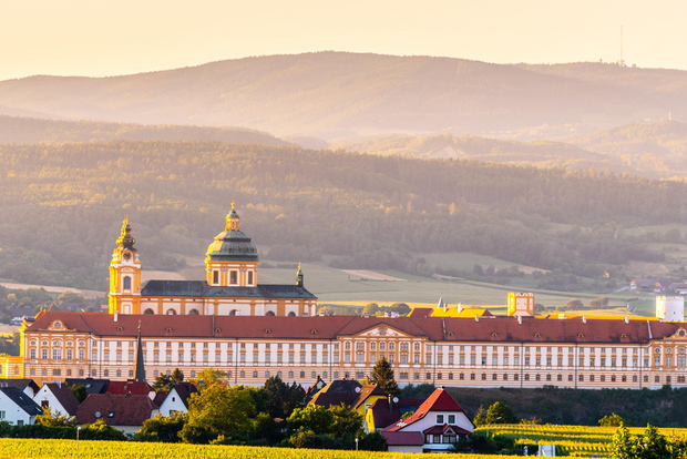 Private Tagestour von Wien nach Mauthausen und Melk, und zurück