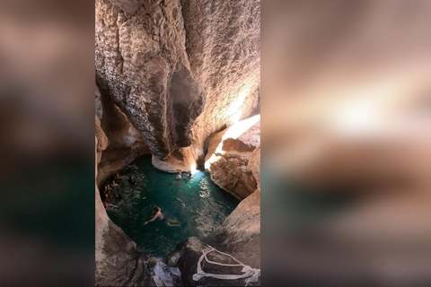 Muscat: Wadi Shab, Fins Beach, & Bimmah Sinkhole Tour