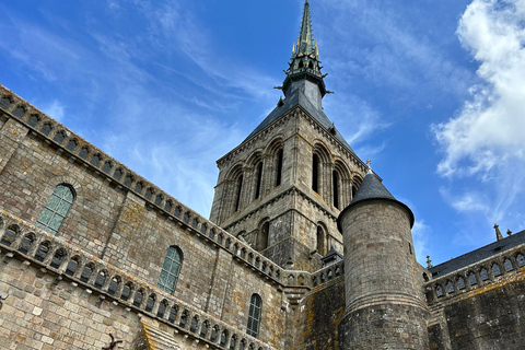 Paris : Excursion au Mont Saint-Michel et à Omaha Beachavec billet pour l&#039;abbaye de St Michel