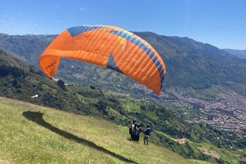 Medellín Paragliding - Go Pro Included Medellín Paraglading - Private Transport - Go Pro Included