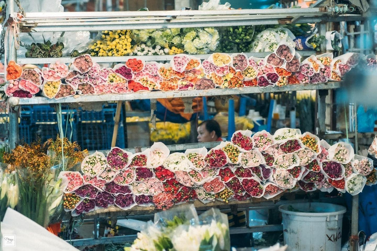 Ho Chi Minh City Jeep Tour: Landmarks Culture & Hidden Alley Group Tour