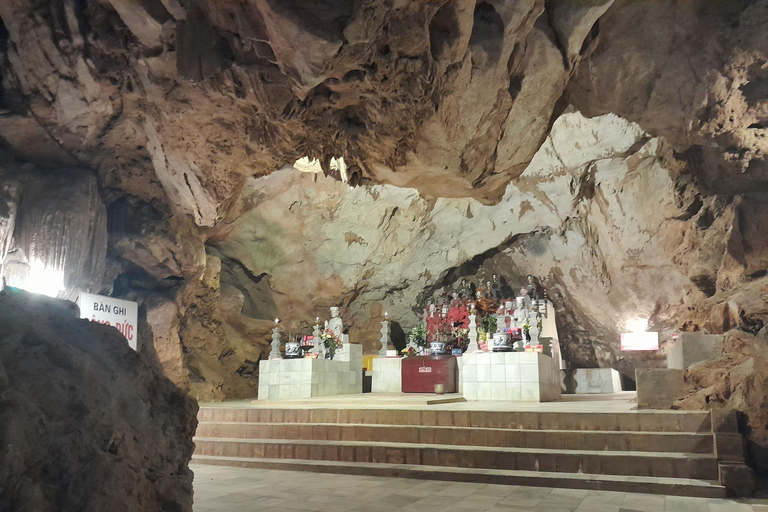 Hanoi: Parfümpagode mit Bootsfahrt oder Lotus-SeidendorfPrivate Tour: Parfümpagode, Lotus-Seidendorf und Weihrauch