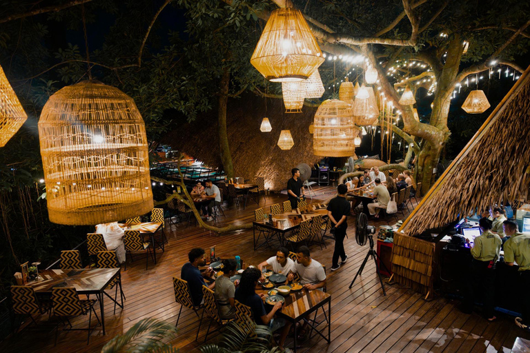Phuket: Thai Dining Experience at Three Monkeys Restaurant Thai Set Menu for 2 - Set D