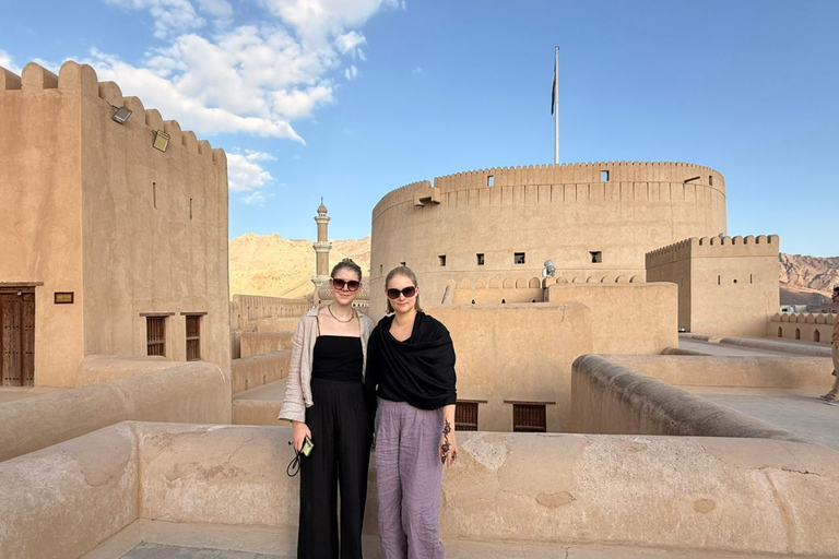 Shared Tour to Nizwa, Birkat Al Mouz & Green Mountain