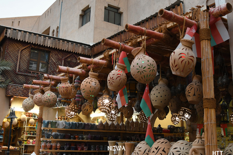 Nizwa, Bahla, Jabrin: Fascinating Forts Nizwa, Bahla, Jabrin: Fascinating Forts (German)