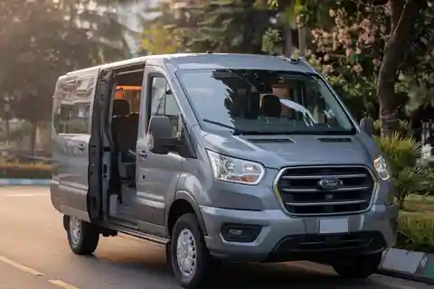 Nha Trang: Shared Airport Transfer to City Hotels