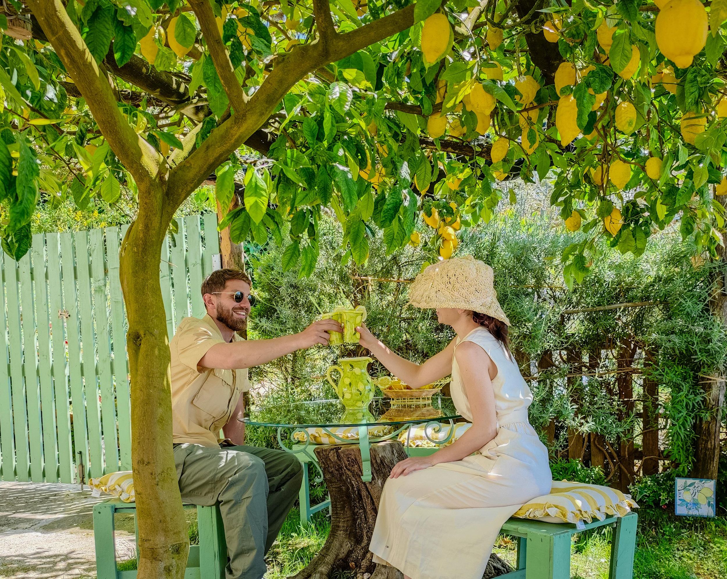 Sorrent: Keramikkurs in einem Garten mit Meerblick und Aperitif