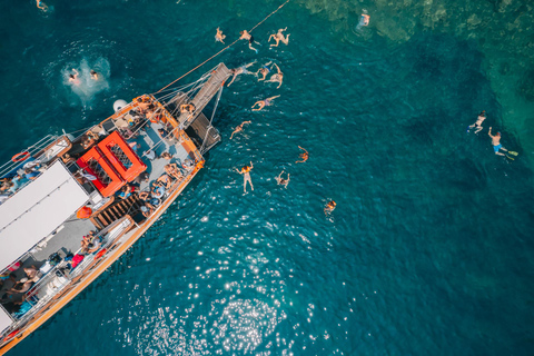 From Benitses/Lefkimmi: Blue Lagoon & Papanikolis Cruise Cruise with Transfer from Southern Corfu to Lefkimmi Port