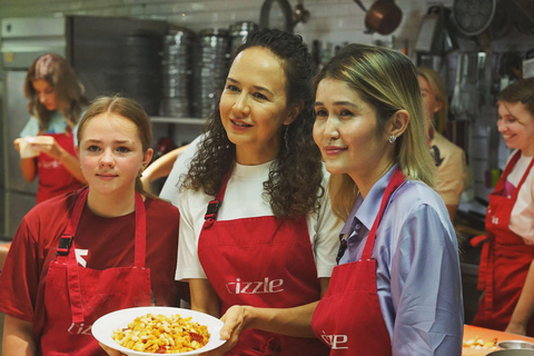 Shanghai: Chinese Cooking Class with Michelin Chef