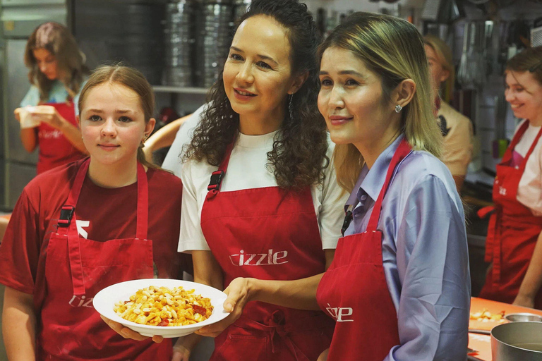 Shanghai: Chinese Cooking Class with Michelin Chef